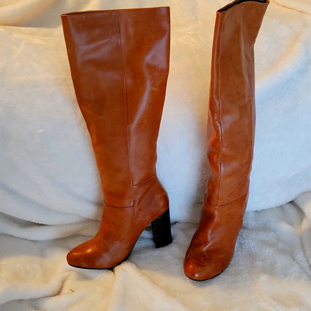 Leather riding boots